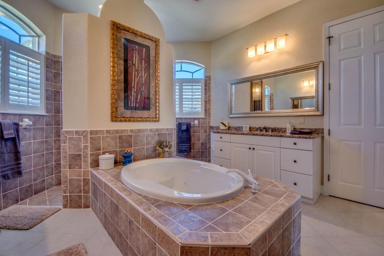 Villa-Haze, Lots Of Privacy, Solar & Electric Heated Pool And Spa Cape Coral Buitenkant foto
