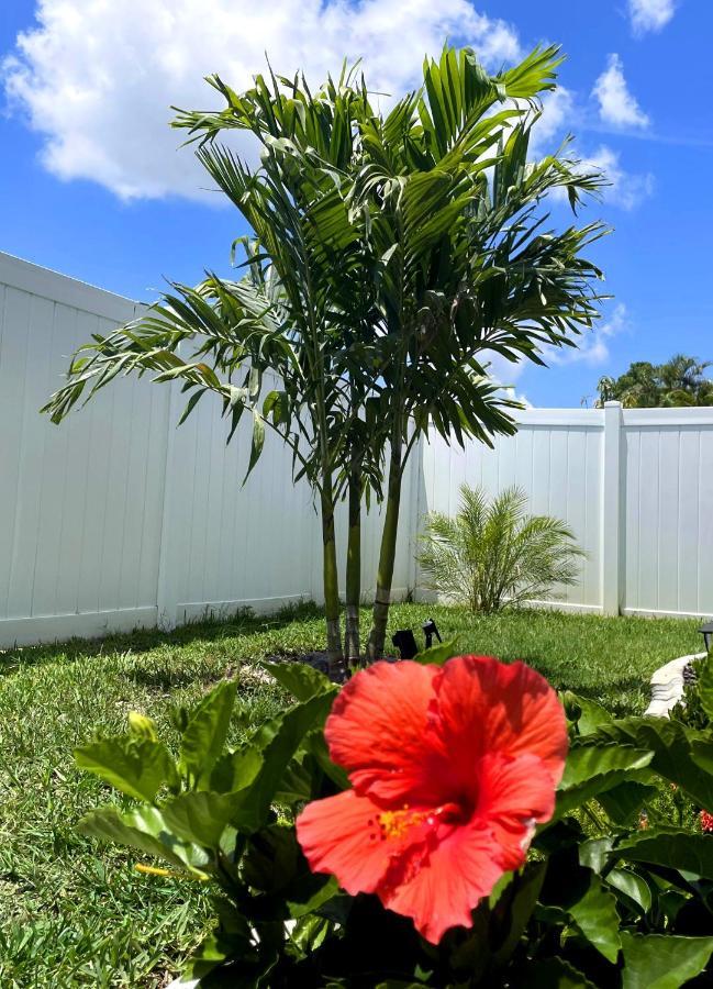 Villa-Haze, Lots Of Privacy, Solar & Electric Heated Pool And Spa Cape Coral Buitenkant foto